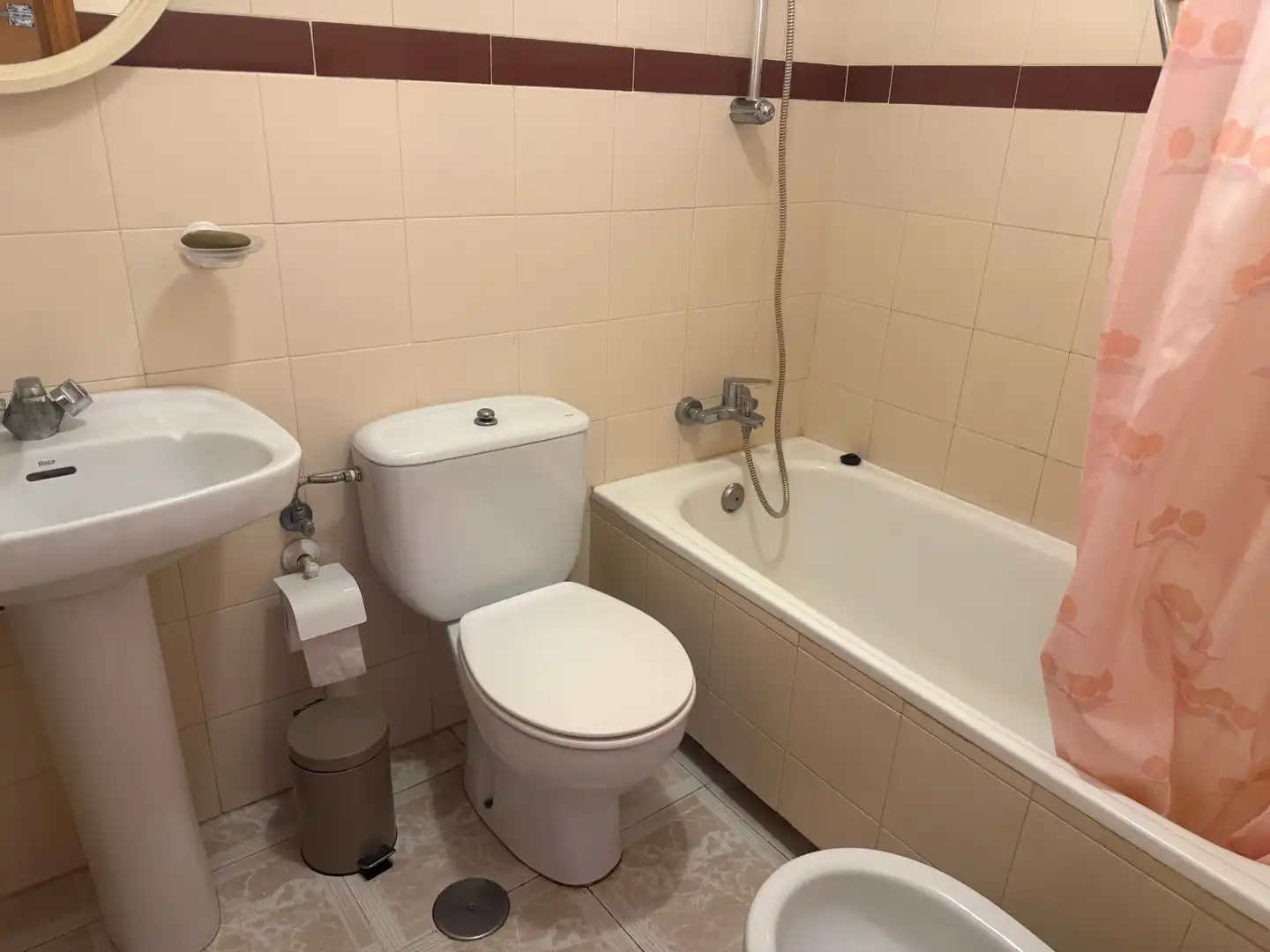 Bathroom of Flat for sale in Torrevieja  with Terrace, Furnished and Oven