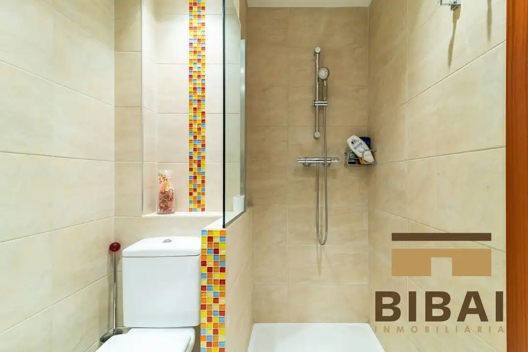 Bathroom of Flat for sale in Arrasate / Mondragón  with Heating, Terrace and Balcony