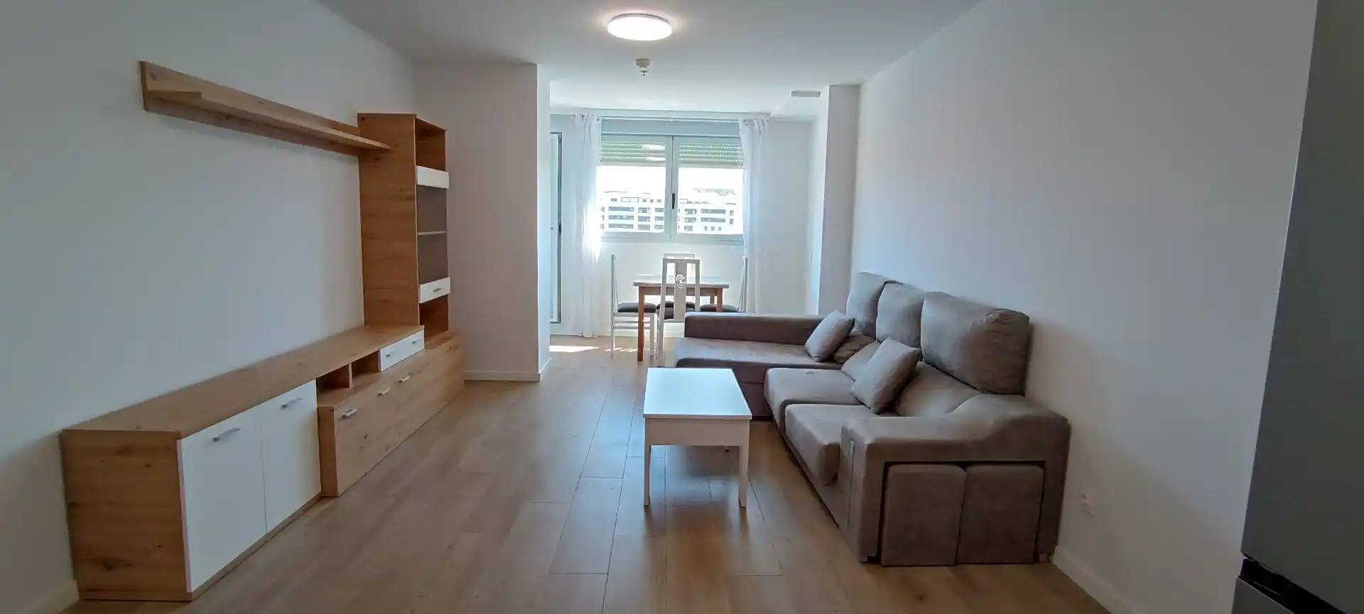 Sala de estar de Piso de alquiler en Rivas-Vaciamadrid con Calefacción, Jardín privado y Trastero