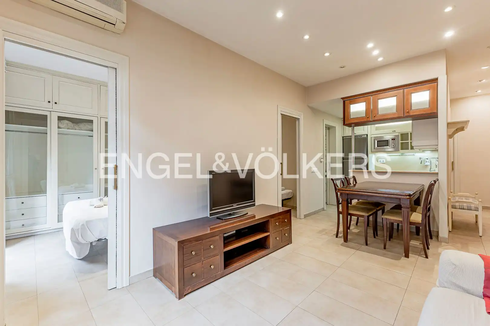 Sala de estar de Piso de alquiler en Barcelona con Aire acondicionado, Calefacción y Amueblado