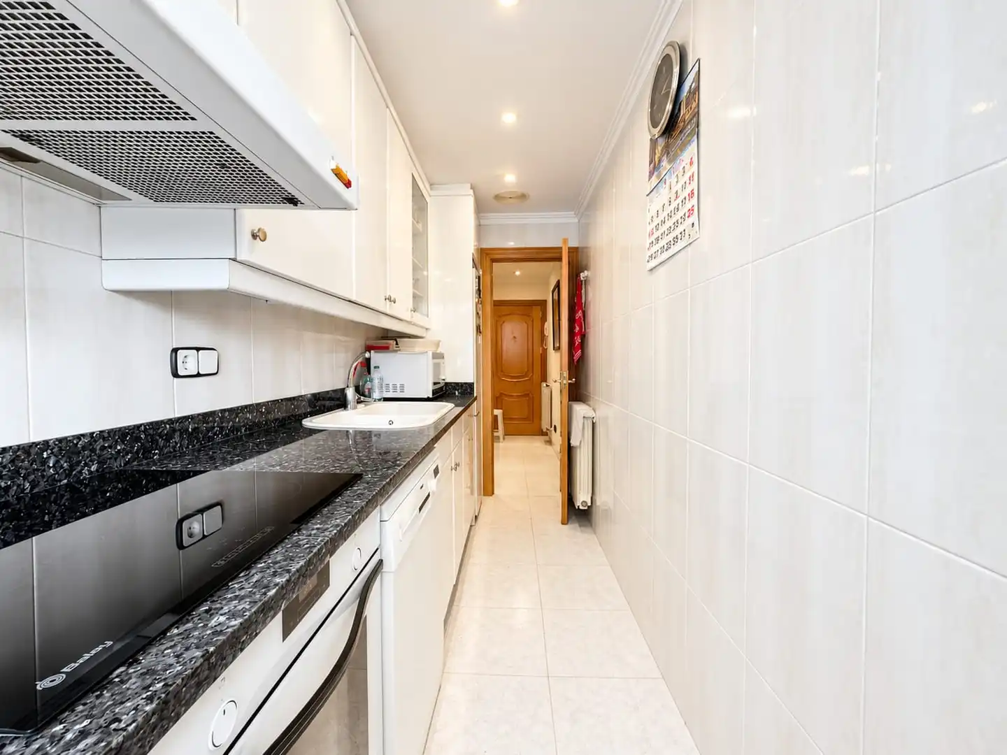 Piso con terraza en venta en Carrer Orient, imagen 5