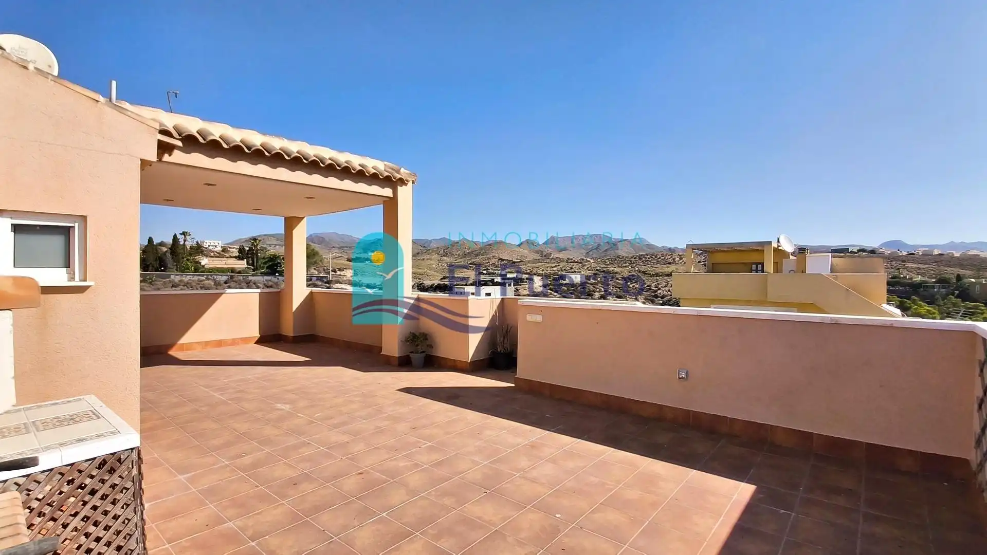 Attic for sale in El Alamillo