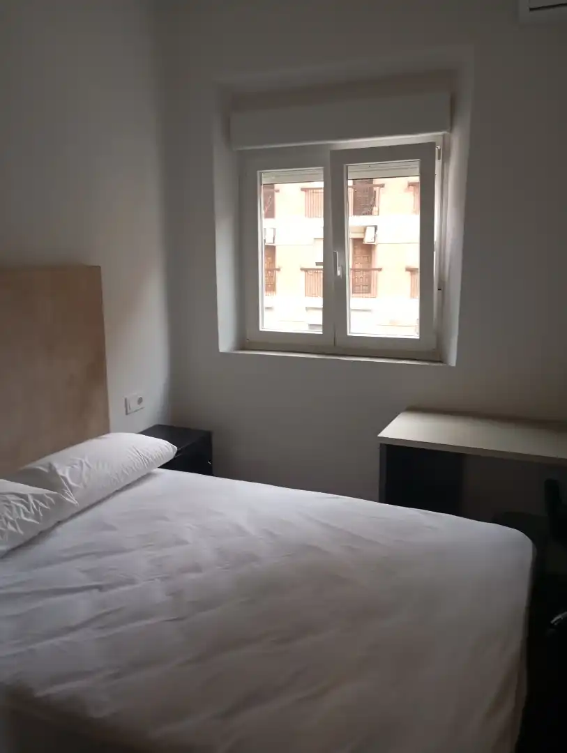 Schlafzimmer von Wohnung zur Miete in Granada mit Klimaanlage, Heizung und Möbliert