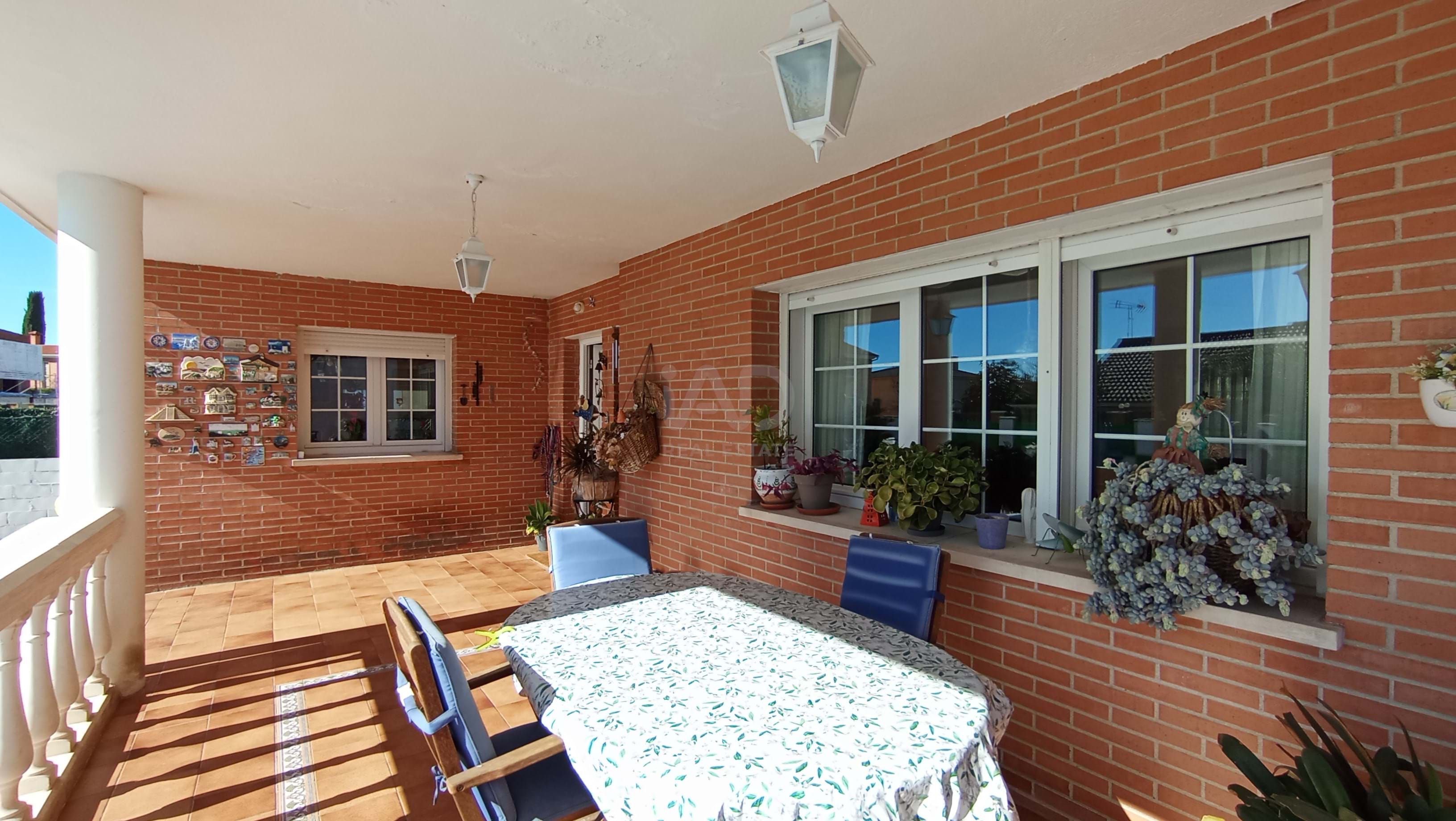 Terrace of House or chalet for sale in Meco  with Heating, Terrace and Swimming Pool