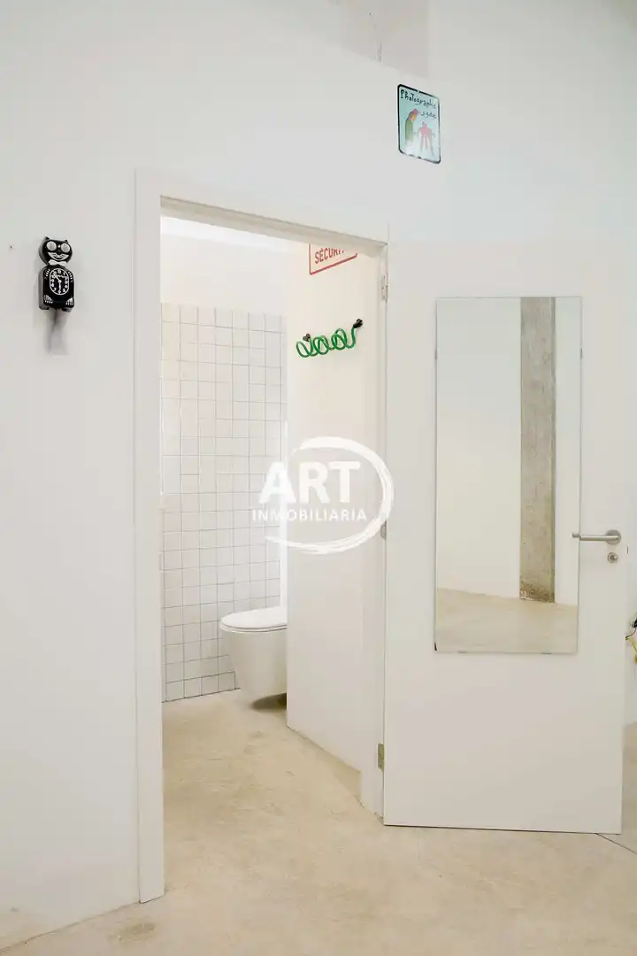 Baño de Local en venta en Valencia