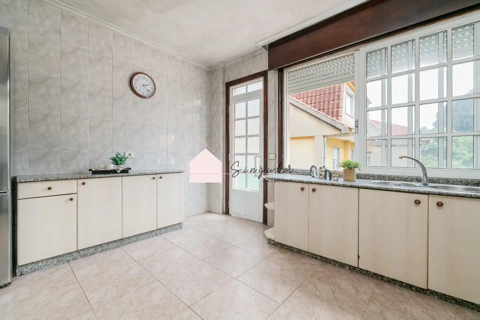 Cocina de Casa o chalet en venta en Vigo  con Calefacción, Jardín privado y Trastero