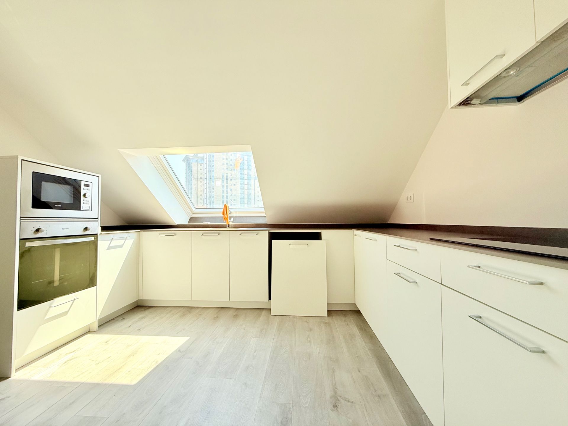 Kitchen of Attic for sale in Vigo   with Heating, Furnished and Oven
