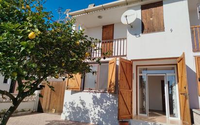 Exterior view of Single-family semi-detached for sale in  Tarragona Capital  with Air Conditioner, Heating and Private garden