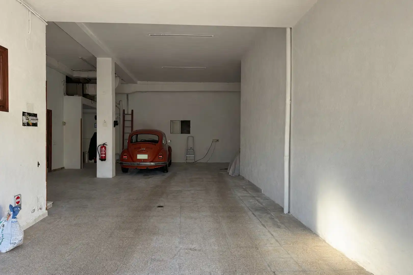 Parking of Houses for sale in Girona  with Air Conditioner, Heating and Terrace