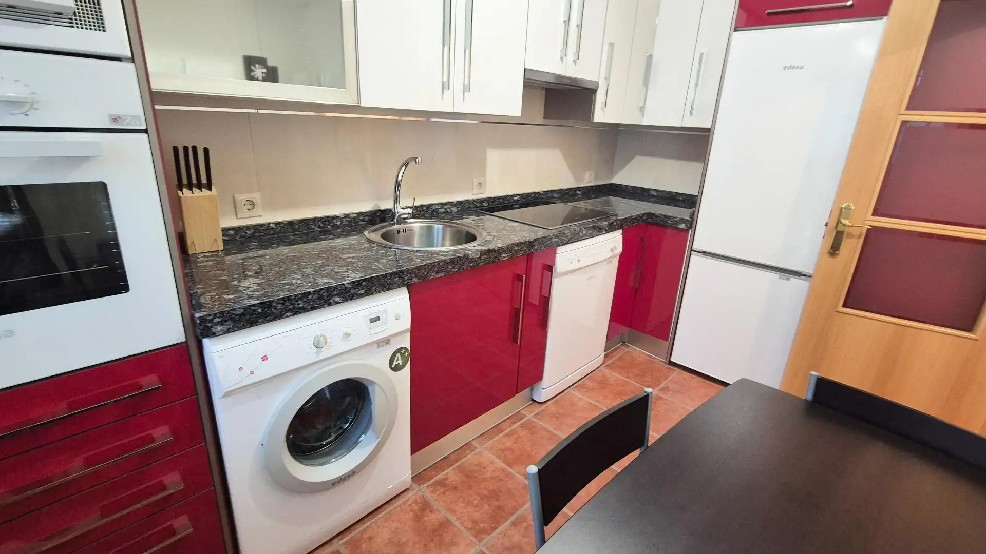Kitchen of Houses for sale in San Esteban de la Sierra