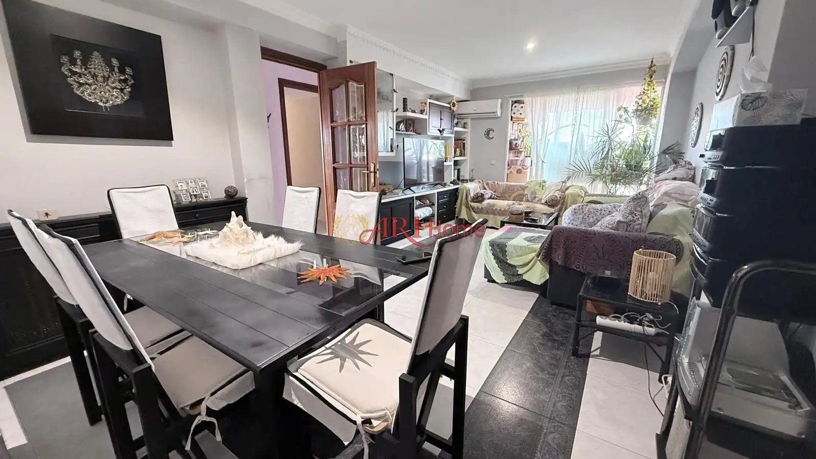 Living room of Flat for sale in Madrid  with Air Conditioner and Heating