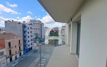 Vista exterior de Pis en venda en Terrassa amb Calefacció i Terrassa