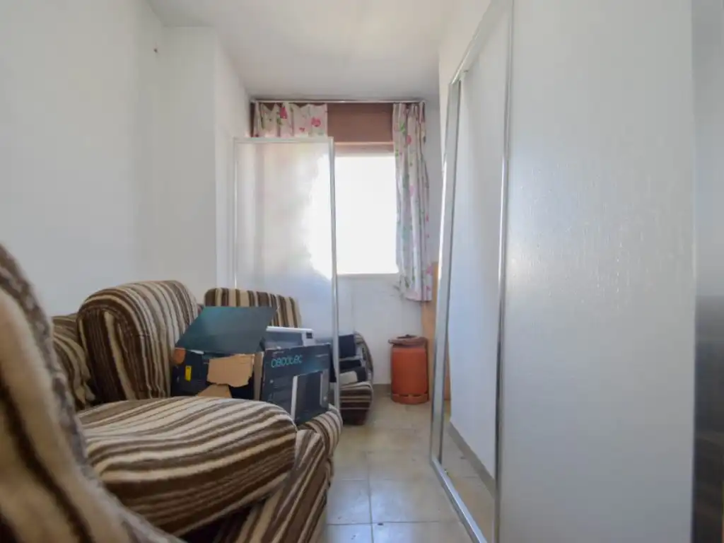 Bedroom of Flat for sale in Granada  with Heating