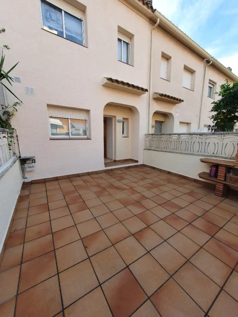 Terrace of Detached homes for sale in El Vendrell  with Air Conditioner, Heating and Balcony