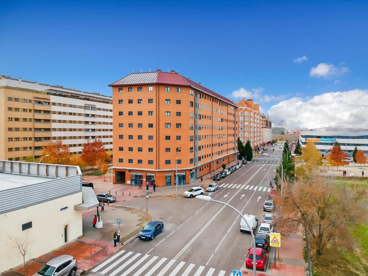 Vista exterior de Pis en venda en  Madrid Capital amb Aire condicionat, Calefacció i Traster
