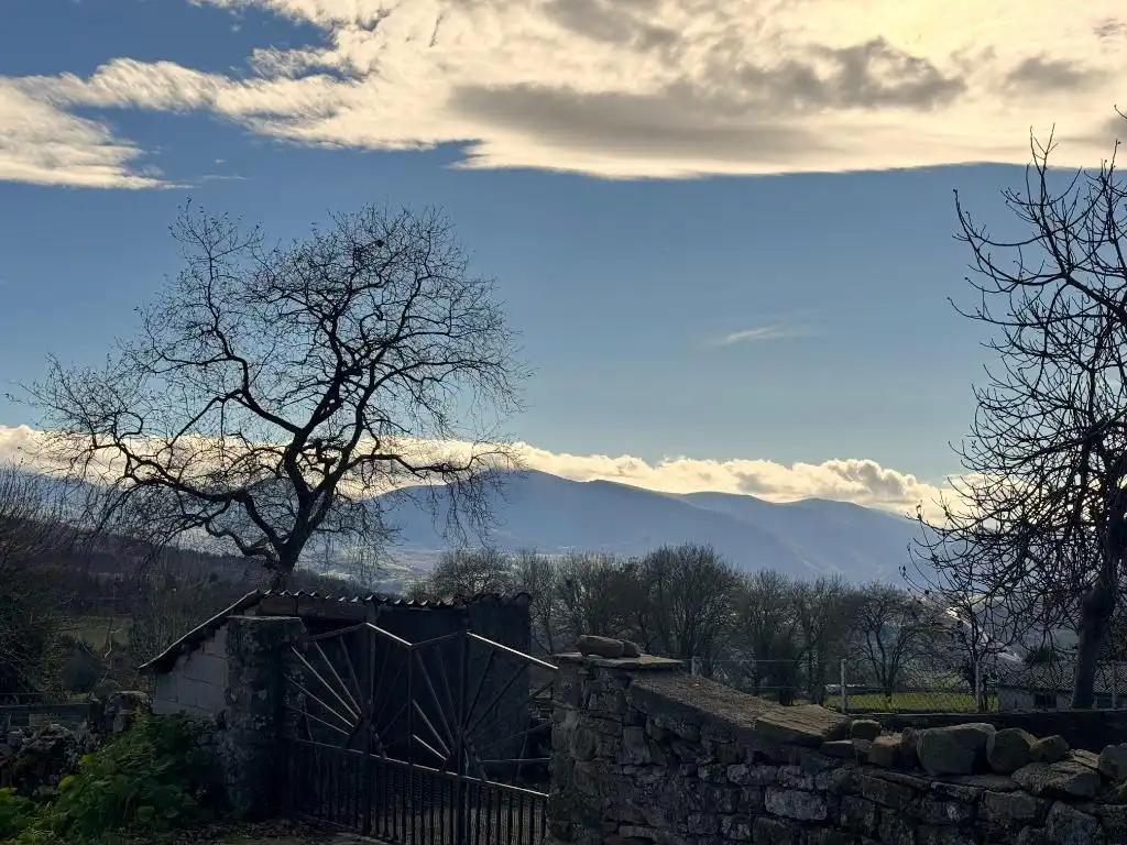 Vista exterior de Casa o chalet en venta en Arenas de Iguña con Calefacción, Jardín privado y Terraza