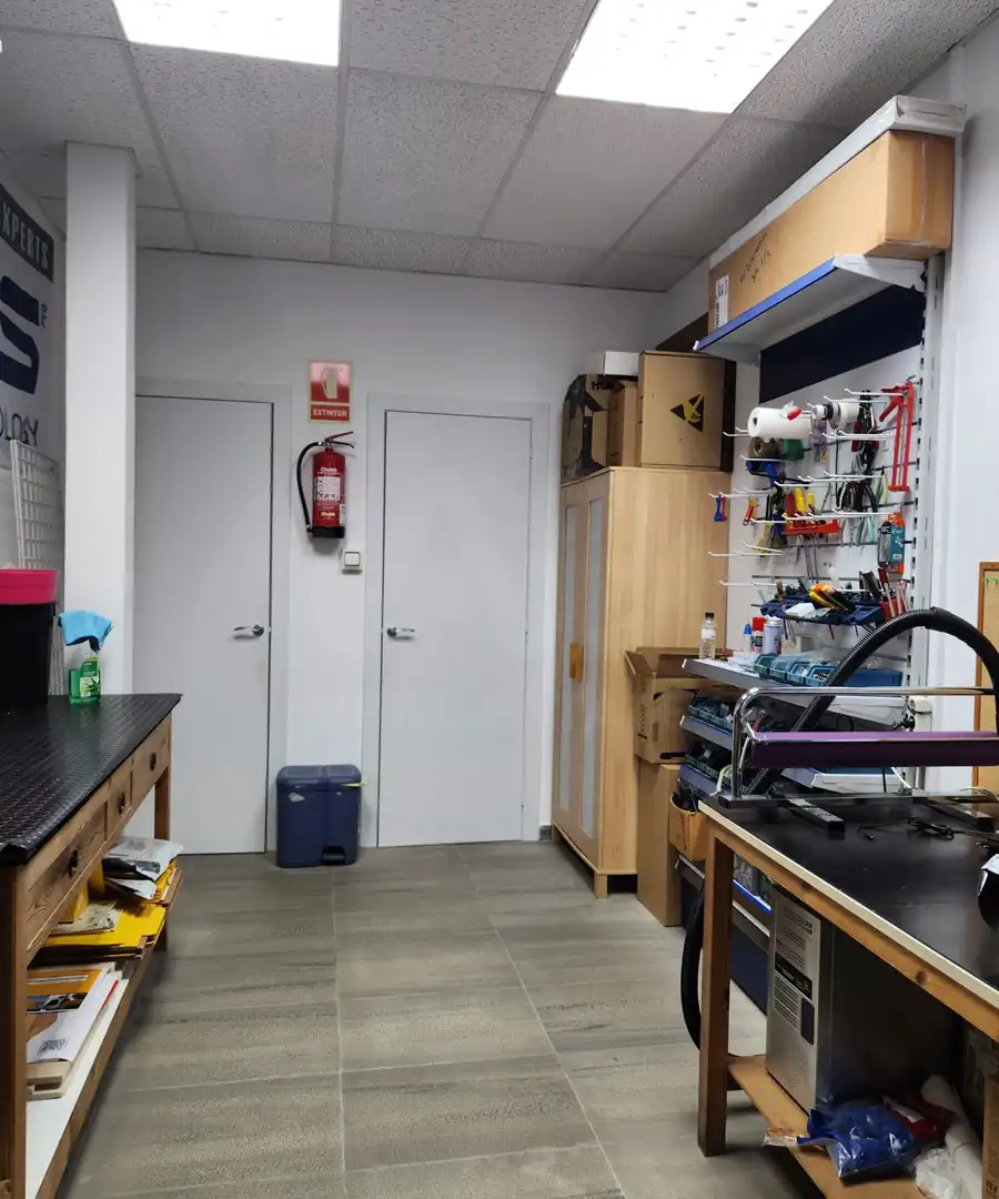 Business premises for sale in La Gavarra, imagen 10