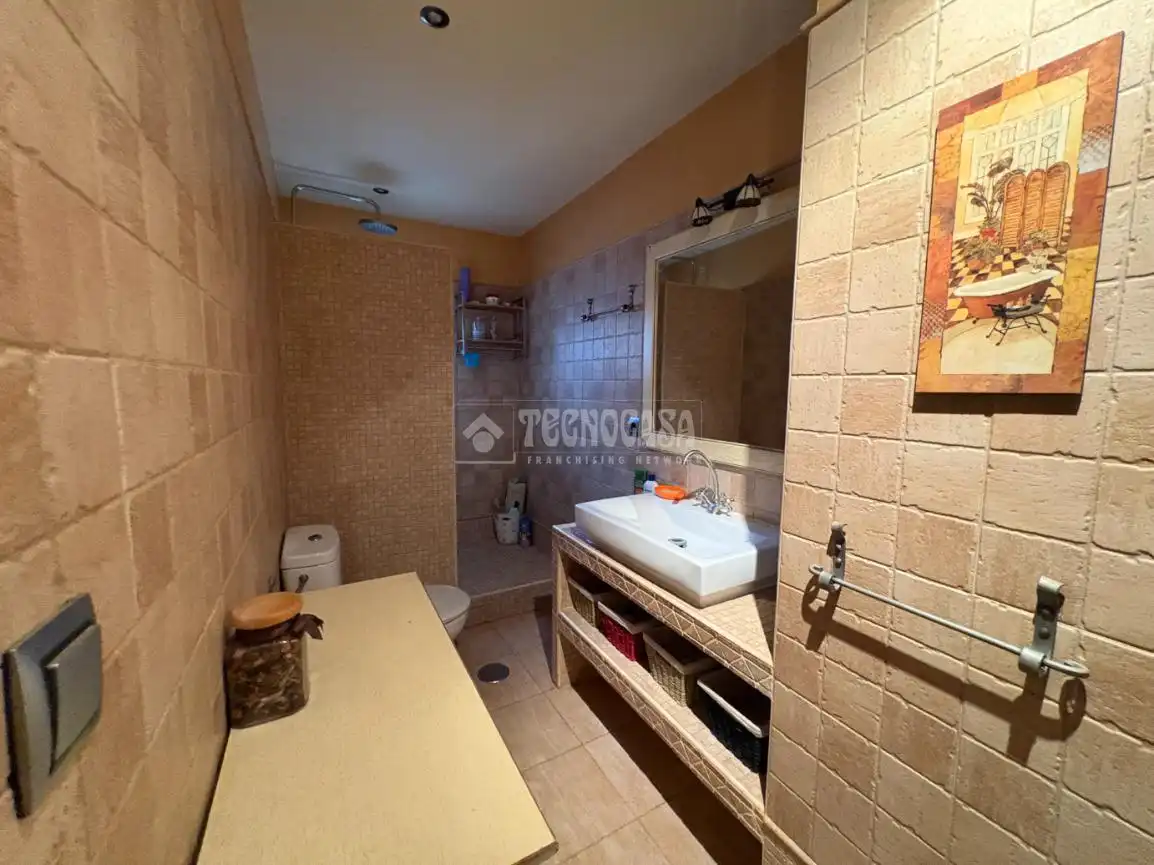 Badezimmer von Haus oder Chalet zum Verkauf in El Álamo mit Klimaanlage, Heizung und Privatgarten