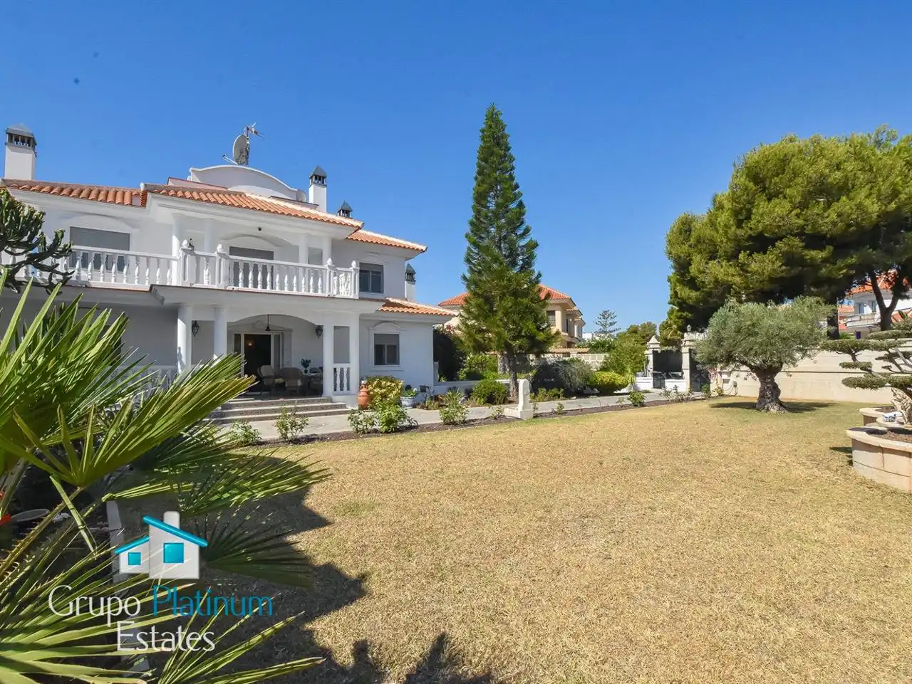 Vista exterior de Casa o chalet en venta en Águilas con Aire acondicionado, Calefacción y Jardín privado
