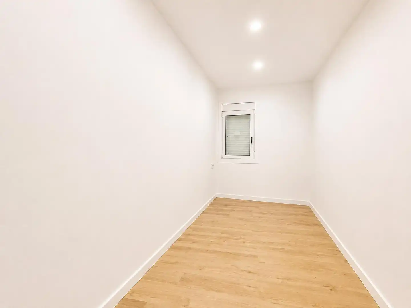 Piso con terraza en venta en Carrer dels Pirineus, imagen 10
