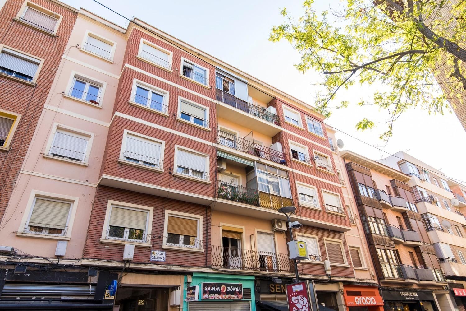 Exterior view of Flat for sale in  Zaragoza Capital  with Heating and Balcony