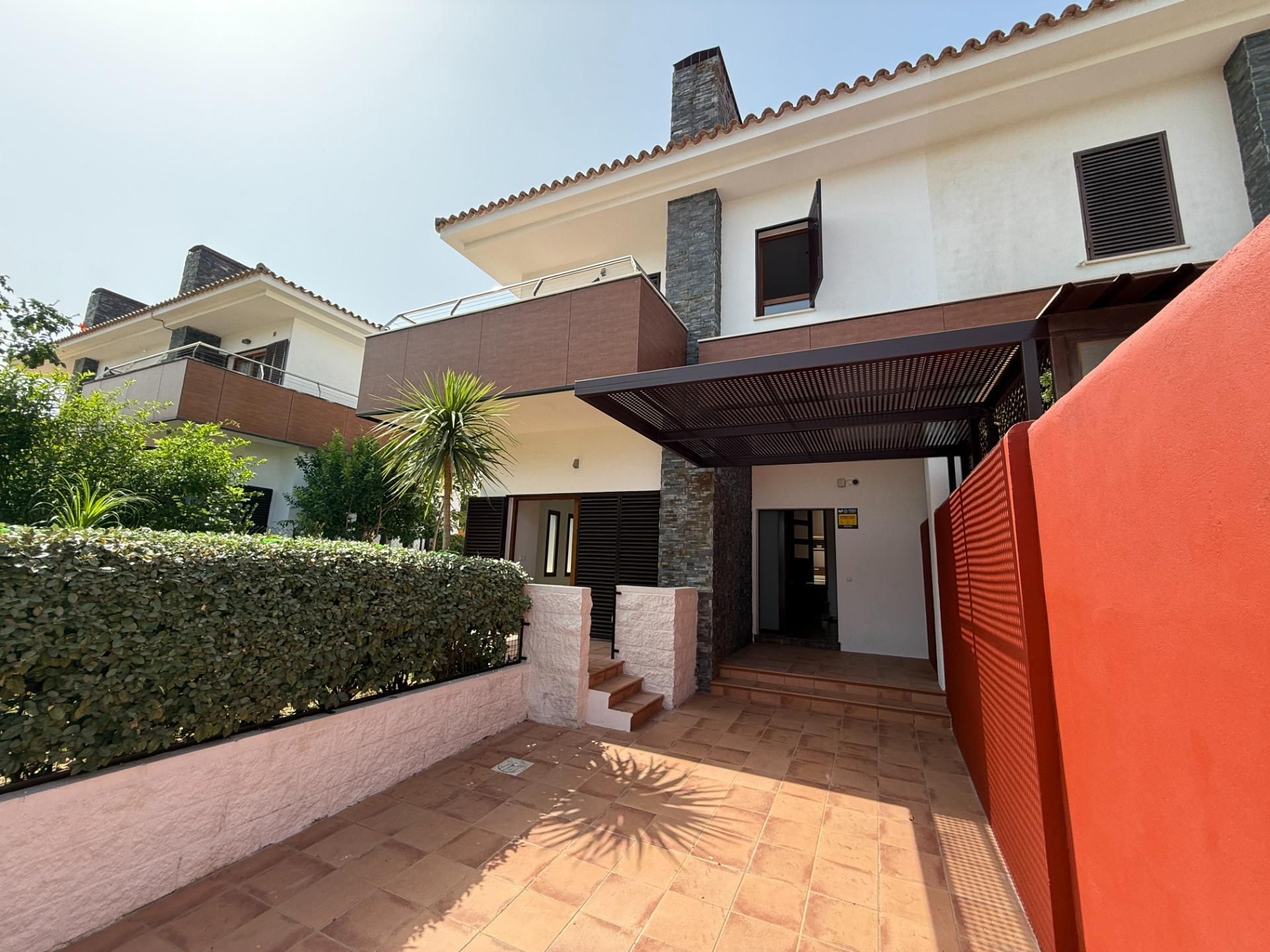 Exterior view of Single-family semi-detached for sale in Chiclana de la Frontera
