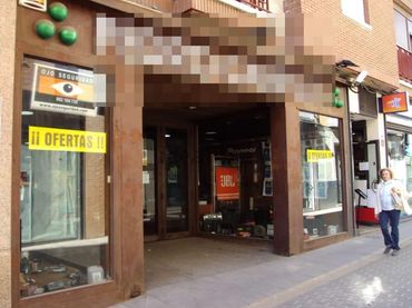 Local comercial en venta en Valdepeñas