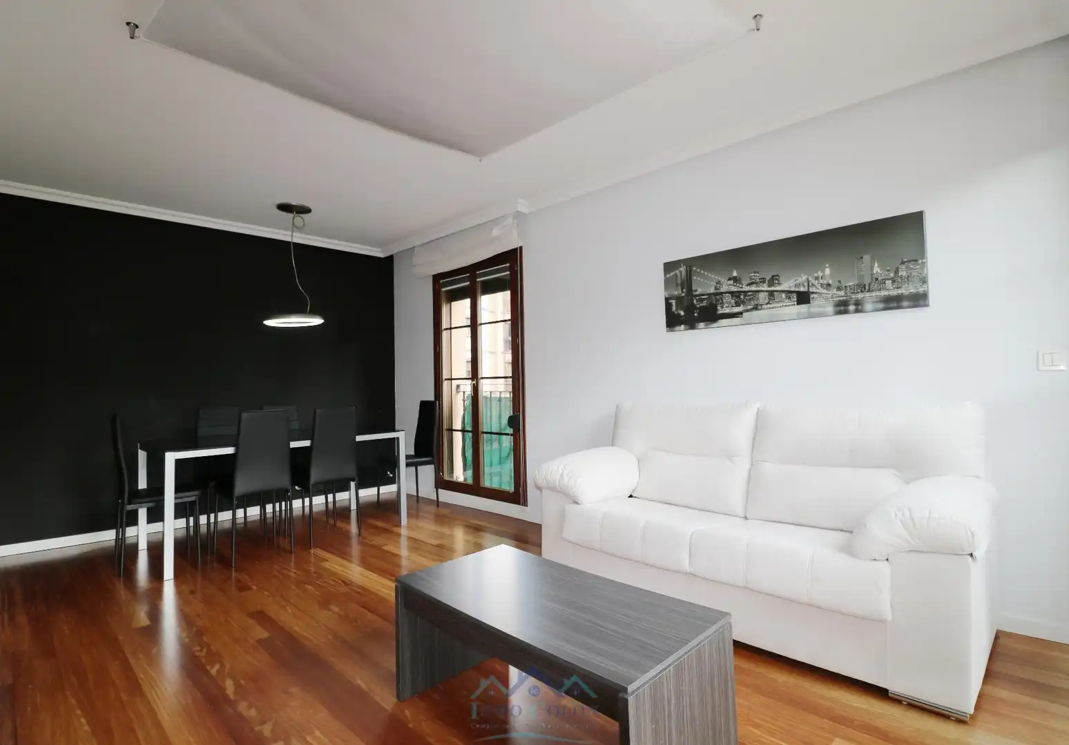Sala de estar de Piso en venta en Irun  con Calefacción, Parquet y Terraza