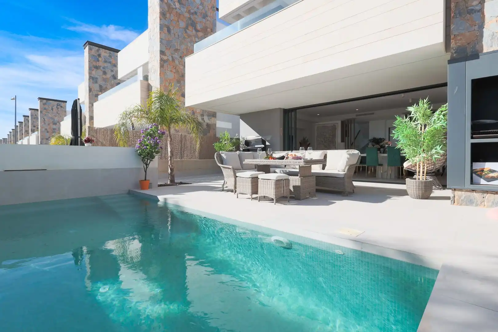 Chalet con piscina en venta en N/A, imagen 2