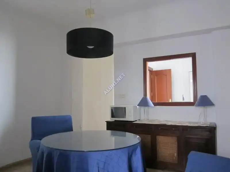 Habitación de Piso de alquiler en Granada con Aire acondicionado, Calefacción y Amueblado