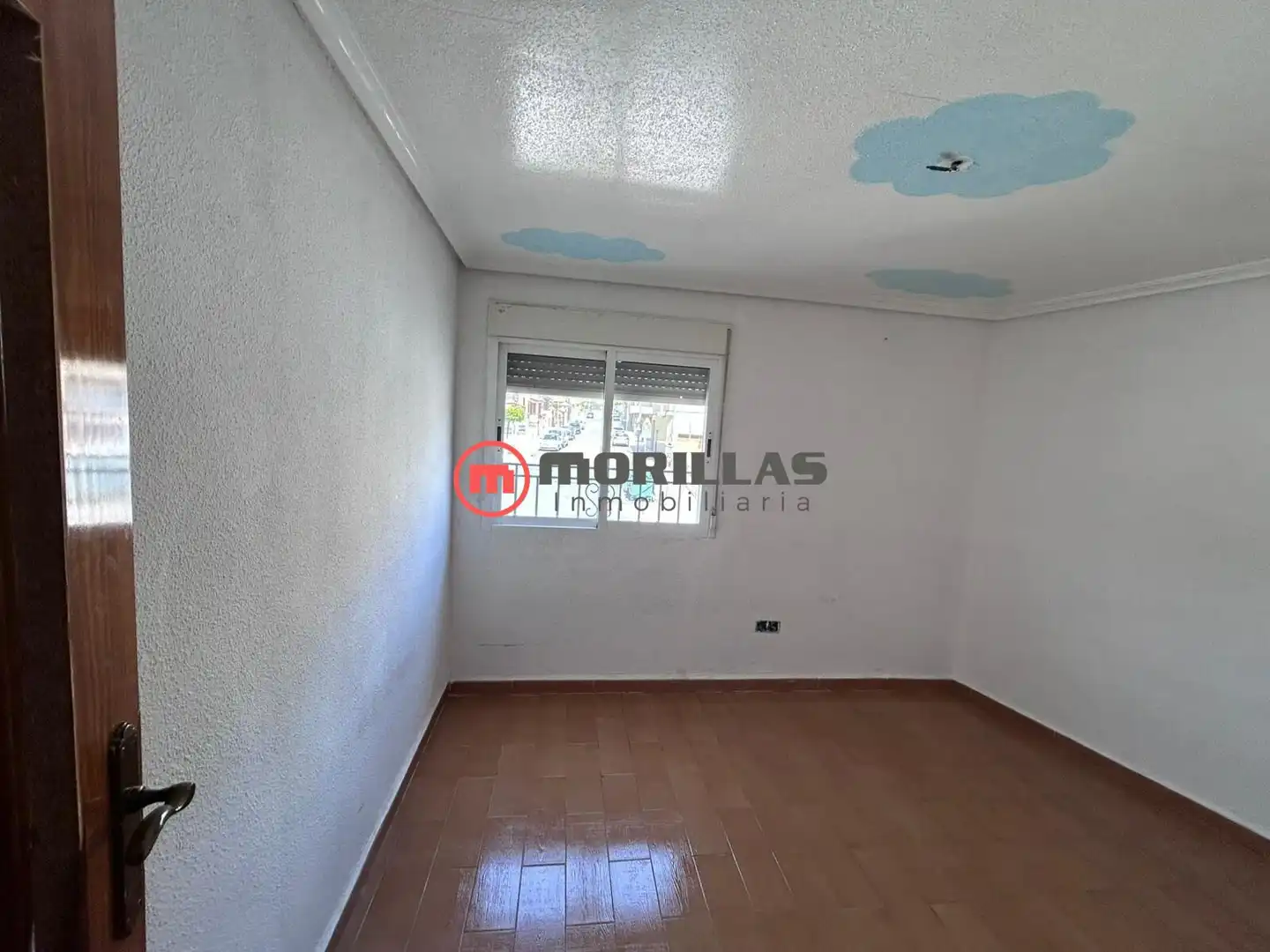 Houses for sale in Mula  with Air Conditioner, Heating and Terrace