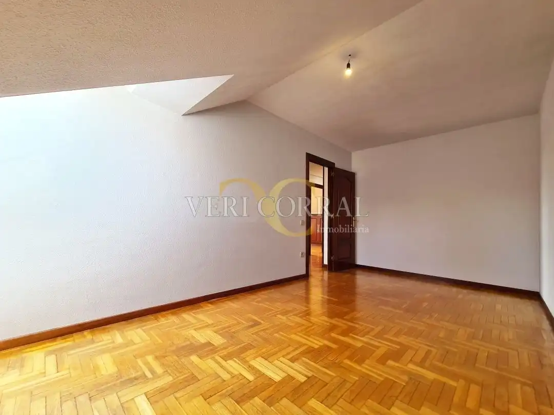 Dúplex en venta en Avenida del Llano, Llano