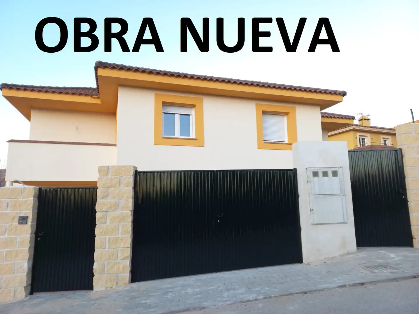 Reihenhaus mit Garten zum Verkauf in Robledo de Chavela
