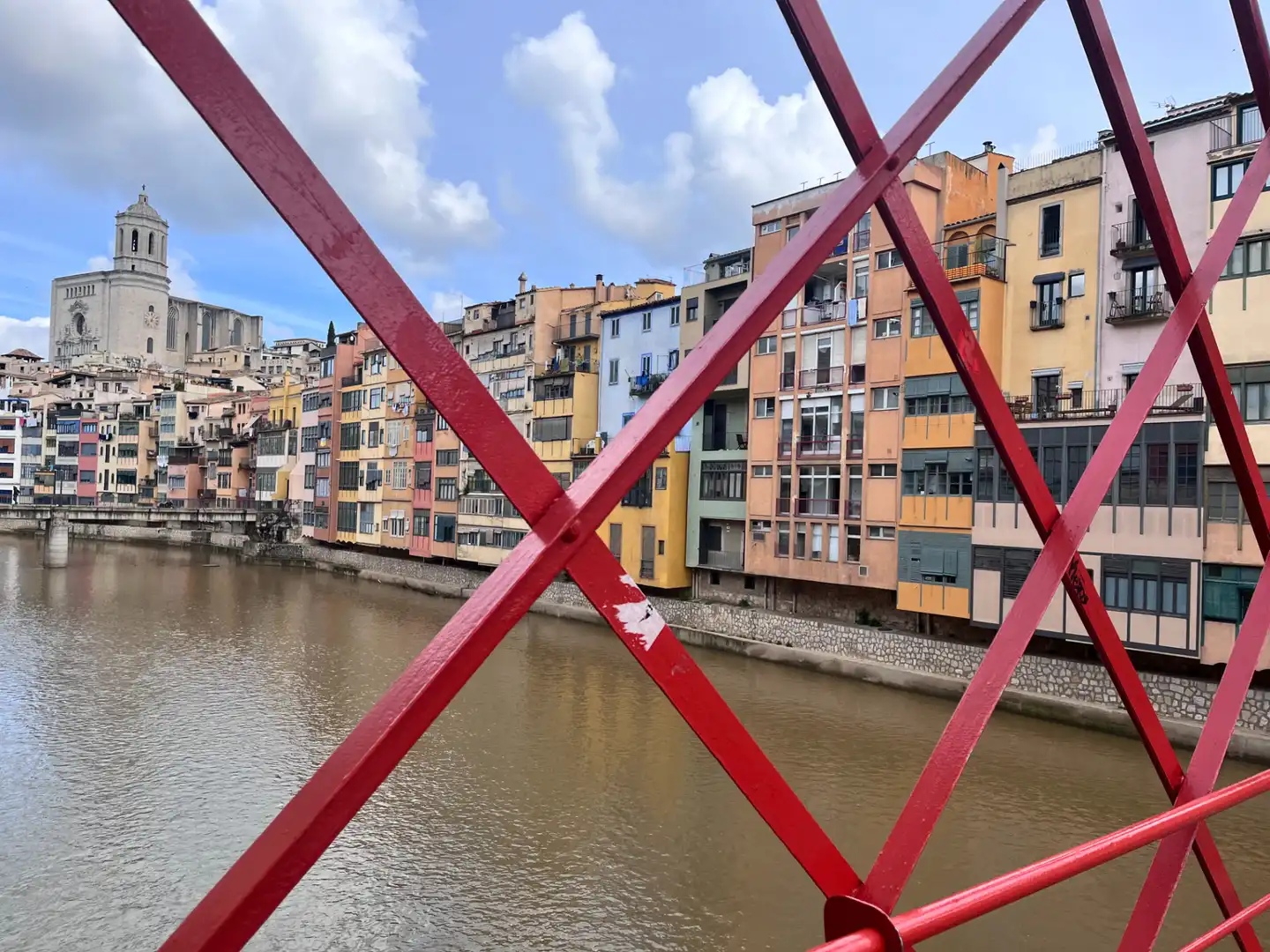 Vista exterior de Piso en venta en Girona con Aire acondicionado, Calefacción y Amueblado