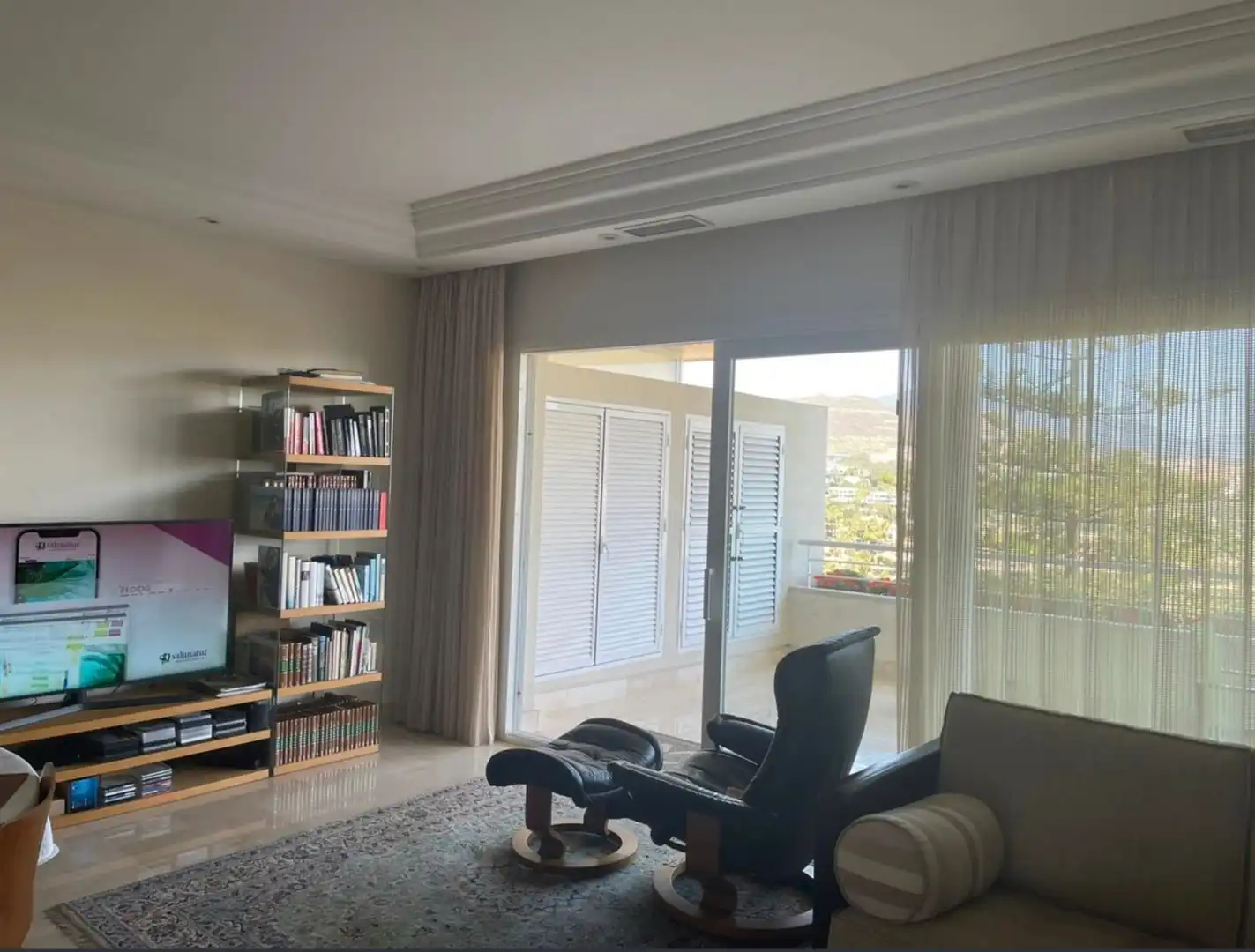 Piso con piscina en venta en Nueva Andalucía, imagen 2
