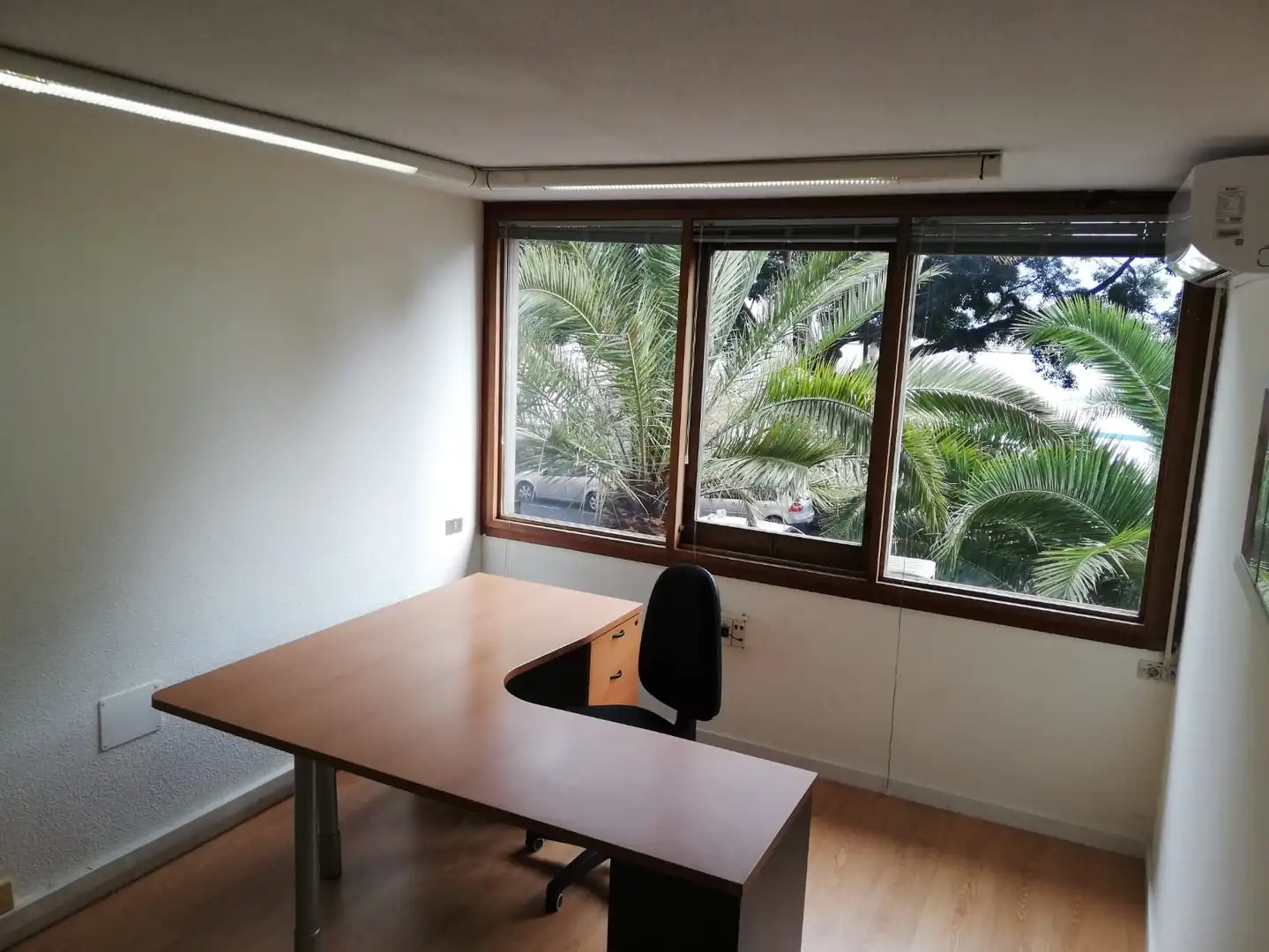 Office for rent in Santa Cruz de Tenerife  with Air Conditioner, Terrace and Furnished