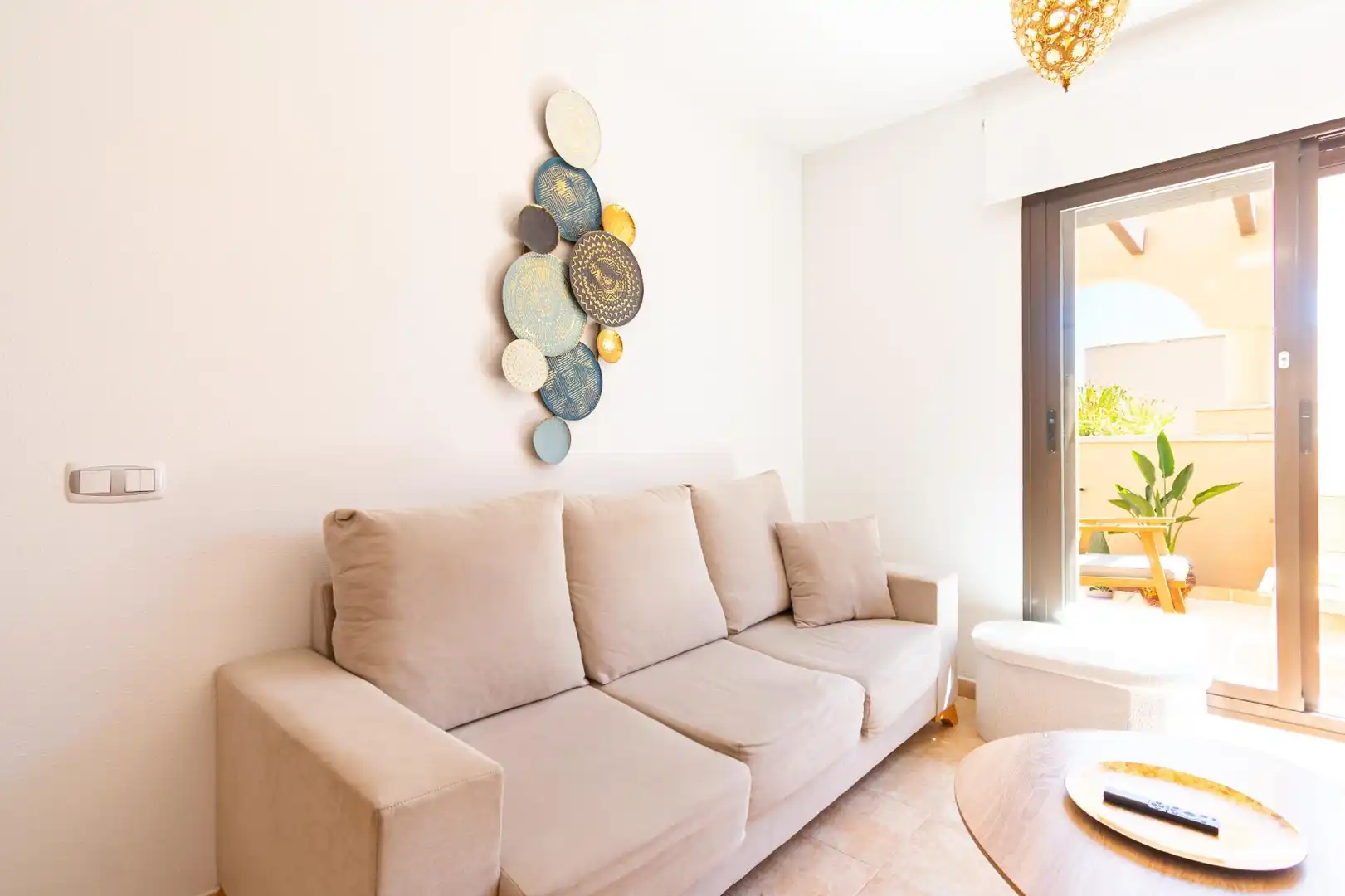 Sala d'estar de Apartament en venda en Águilas amb Aire condicionat, Terrassa i Moblat