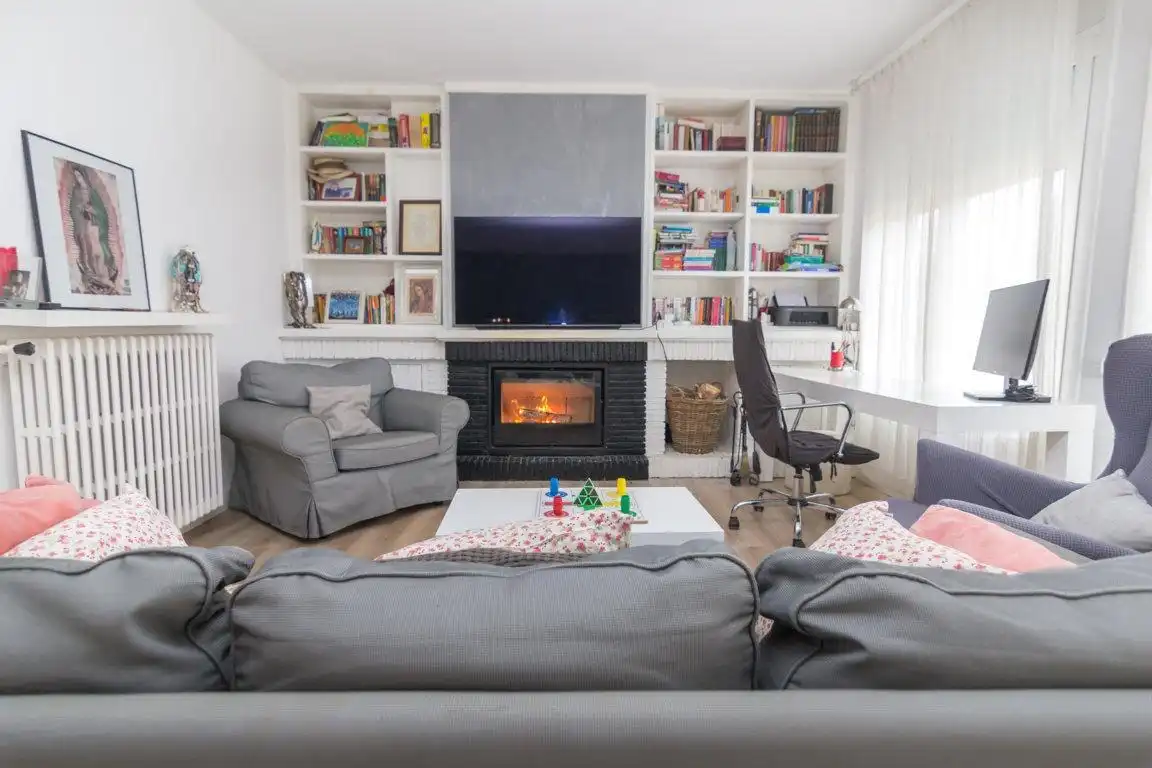 Living room of Houses for sale in Sant Cugat del Vallès  with Air Conditioner, Heating and Private garden