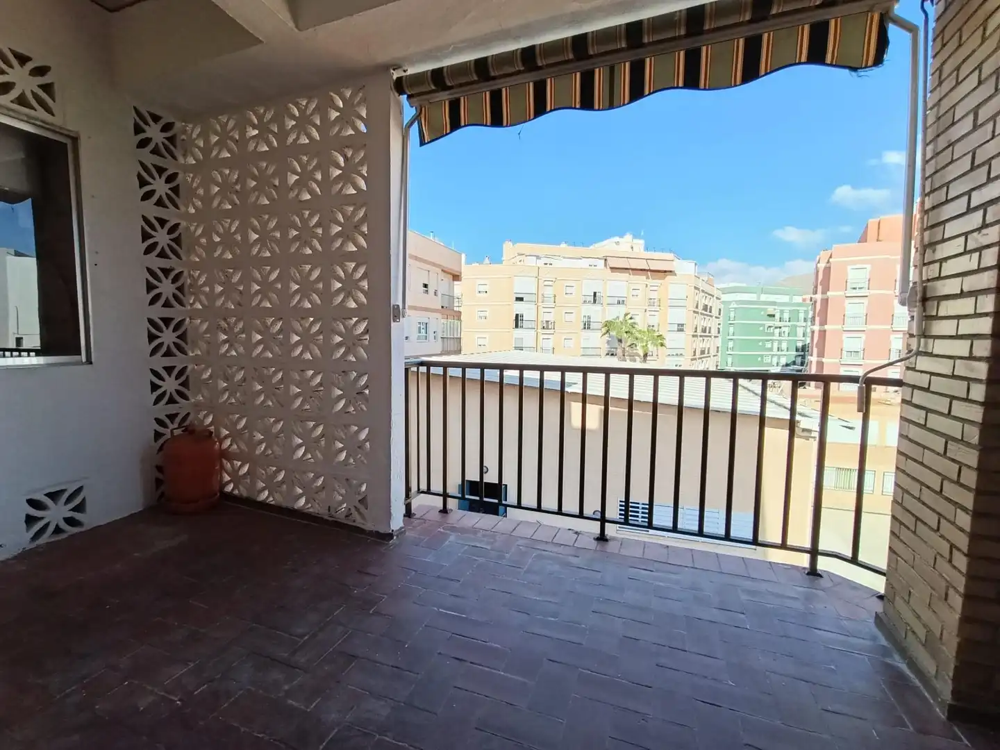 Wohnung zur Miete in Adra