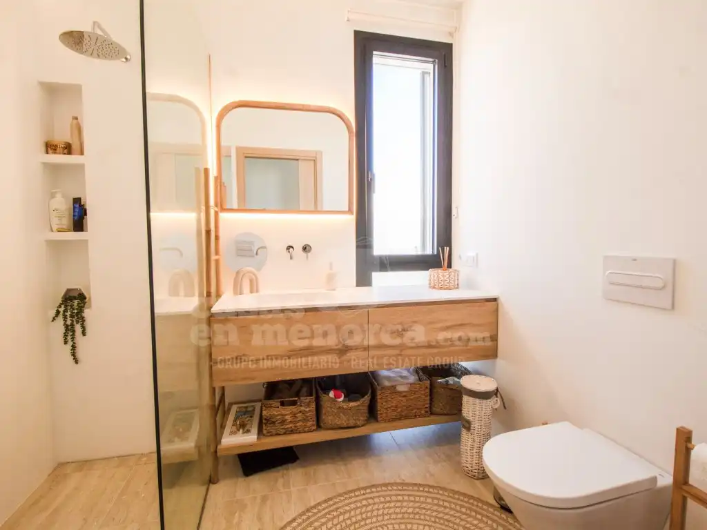 Bathroom of Houses for sale in Ciutadella de Menorca  with Air Conditioner, Private garden and Terrace