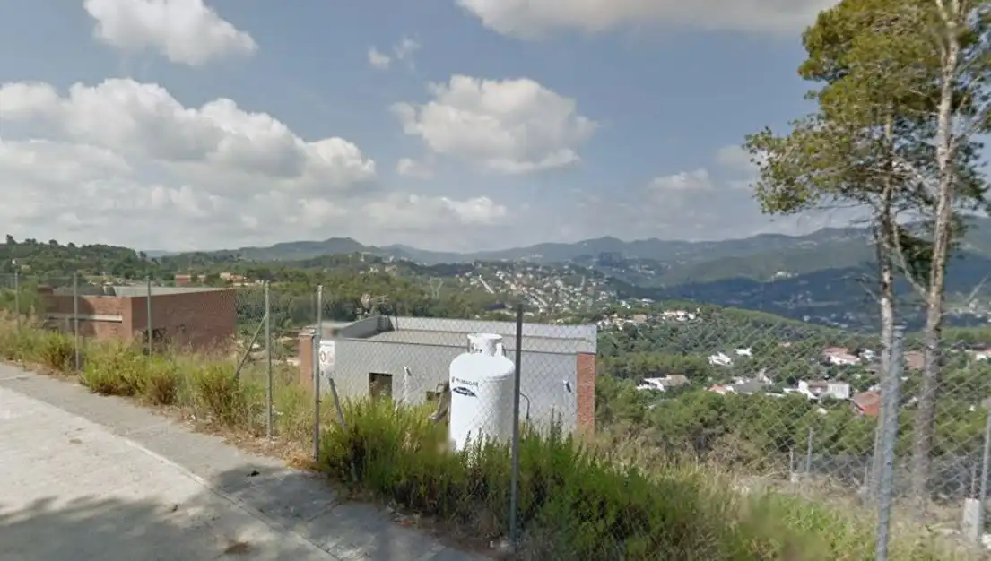 Außenansicht von Gebäude zum Verkauf in Corbera de Llobregat