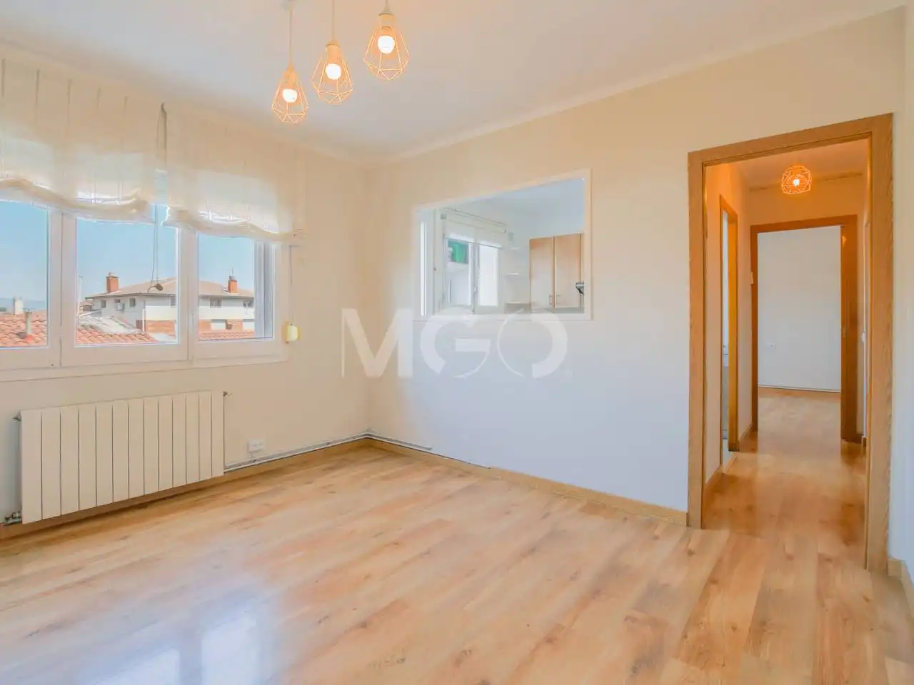 Habitación de Piso en venta en Sant Hipòlit de Voltregà con Calefacción, Parquet y Balcón