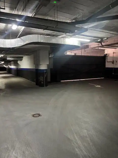 Parking of Garage for rent in Madrid