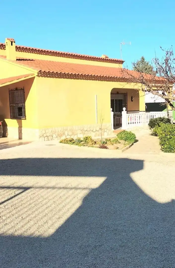 Vista exterior de Casa o chalet en venta en Albacete con Aire acondicionado, Calefacción y Jardín privado