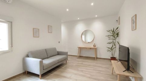 Piso Reformado de 2 Dormitorios con Espacios Amplios y Luminosos en Ubicación Inmejorable, imatge 3