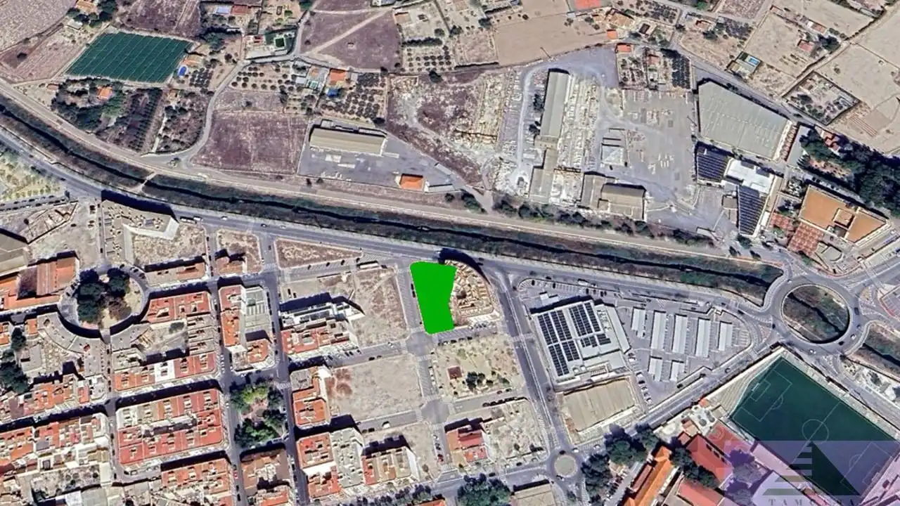 Lands and plots for sale in Joanot Martorell 2