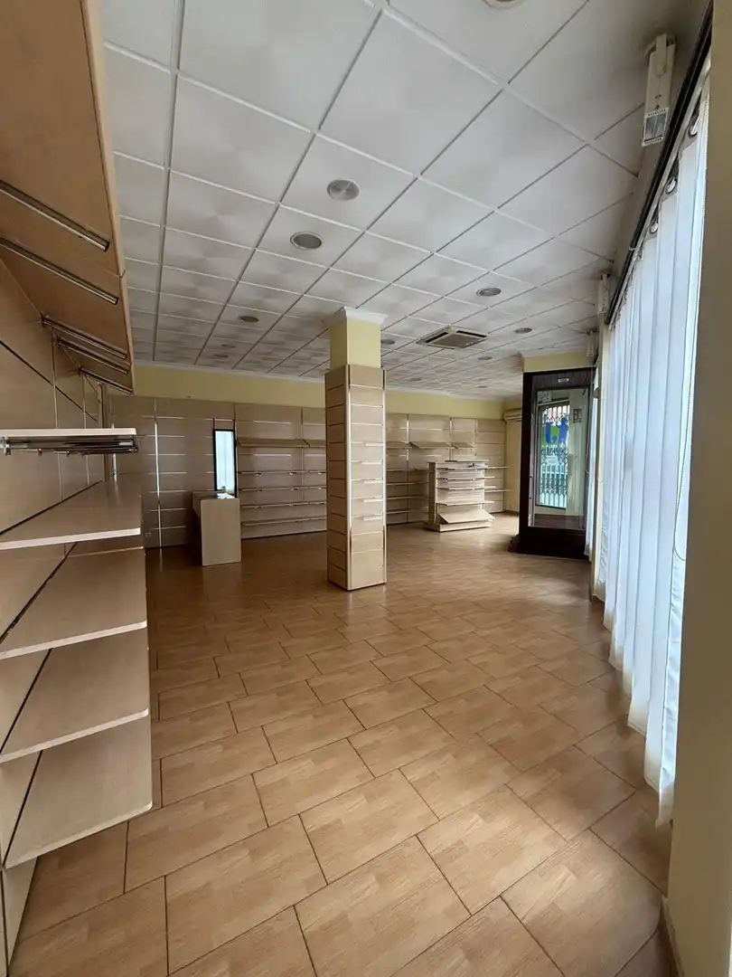 Local comercial de lloguer a Valdepeñas, imagen 8
