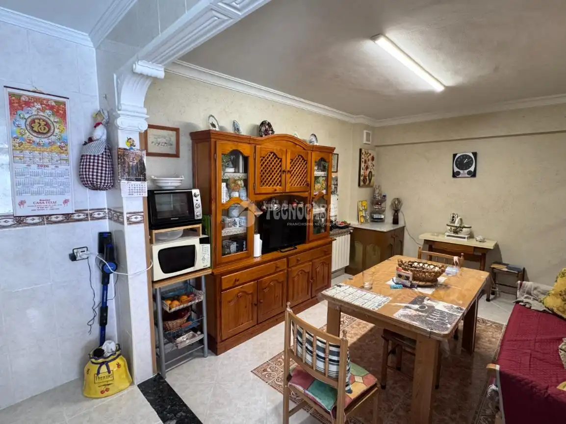 Cocina de Piso en venta en León Capital  con Calefacción, Parquet y Trastero