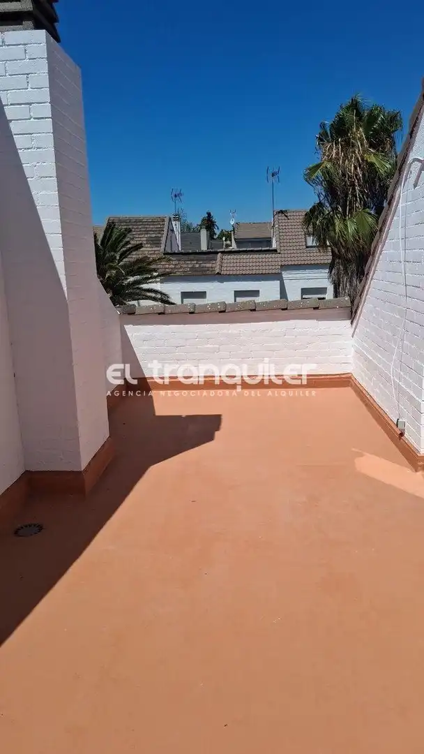 Adossat amb piscina de lloguer a Calle Isla de la Toja, imagen 11