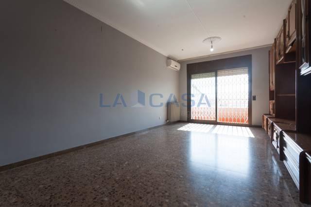 Piso en Venta en Calle PRIMAVERA DE LA en La Florida